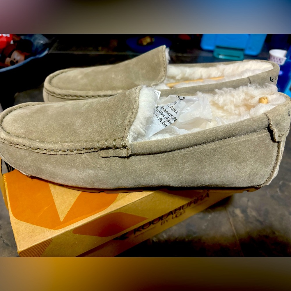 Koolaburra by UGG slippers